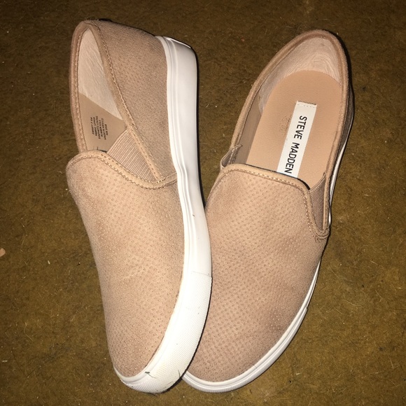 zarayy steve madden sand